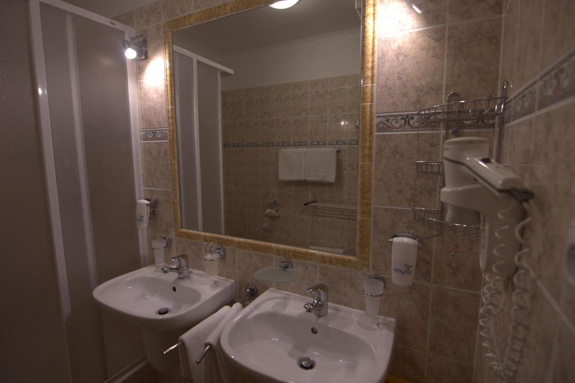 Hotel Westend Mariánské Lázně Dış mekan fotoğraf
