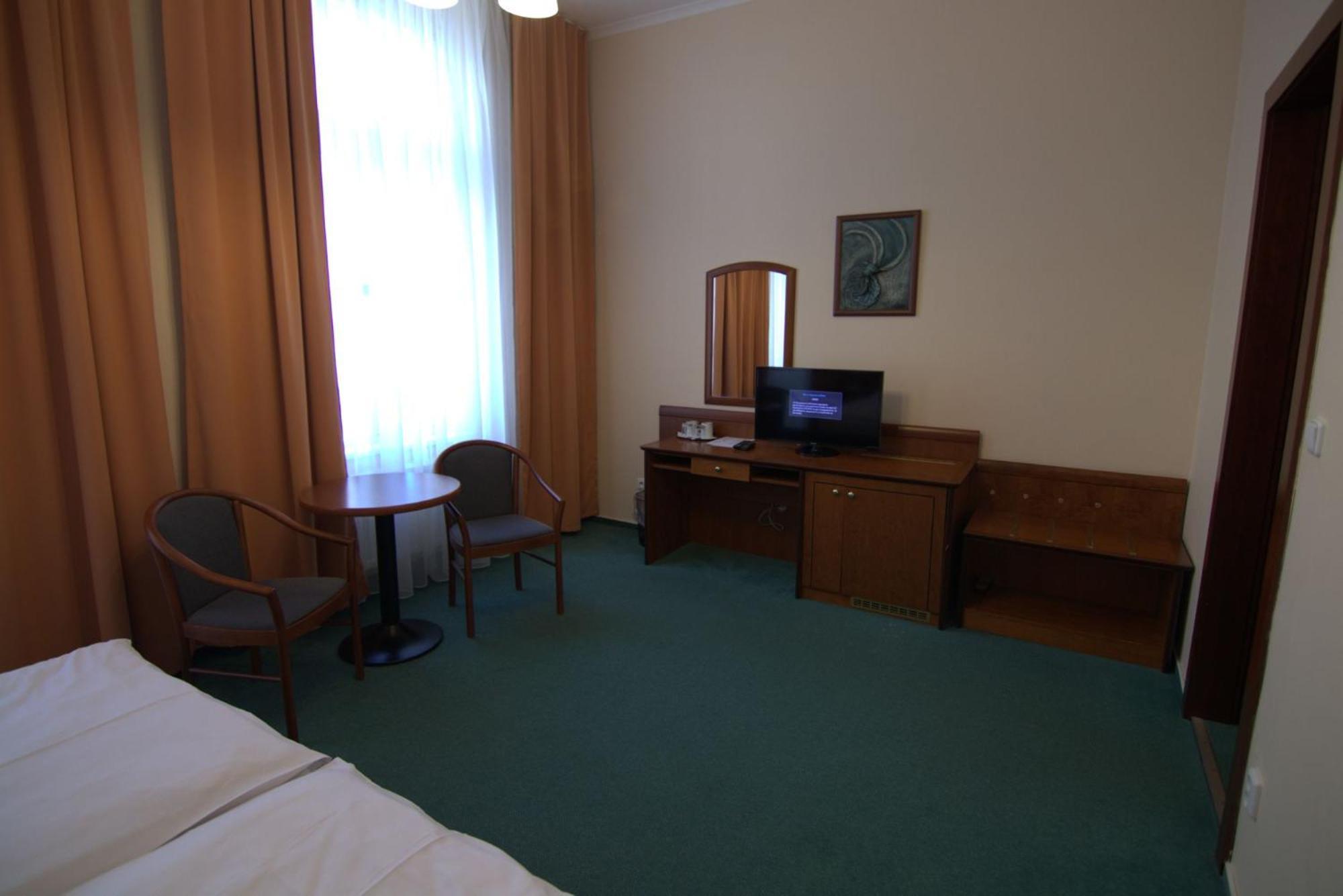 Hotel Westend Mariánské Lázně Dış mekan fotoğraf